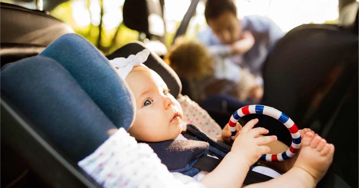 Kindersitztest 2025: Sieger und Verlierer bei Babyschalen & Kindersitzen